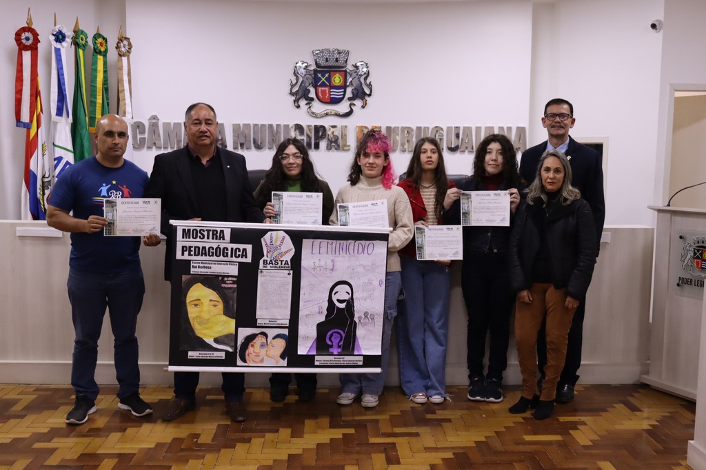 Madalena Christofari/Divulgação - Alunas do 9º ano apresentaram o trabalho na última semana