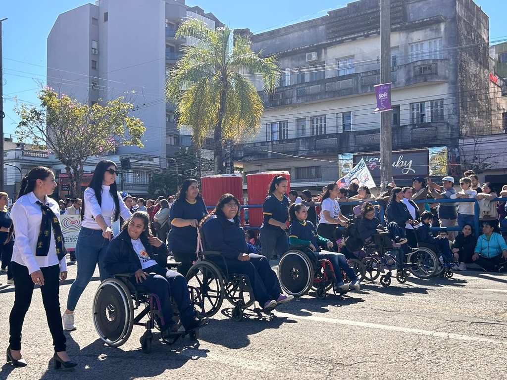 Desfile Infantil alusivo a Pátria marcou a quinta-feira