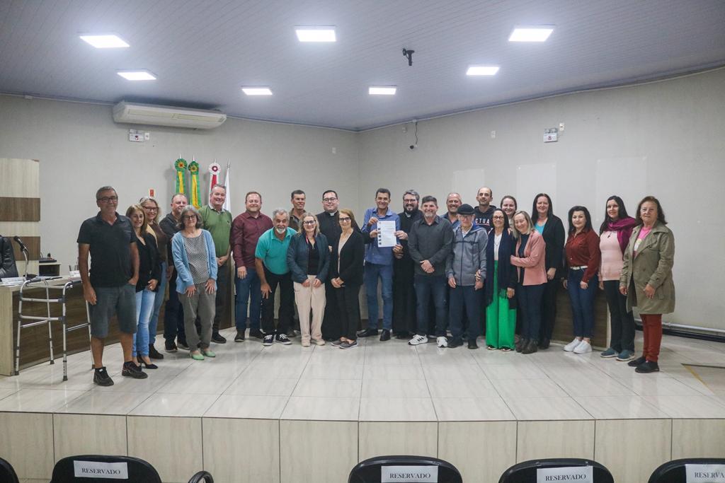 CÂMARA APROVA PROJETO QUE INSTITUI FERIADO DO DIA DO PADROEIRO SÃO SEBASTIÃO EM PRAIA GRANDE
