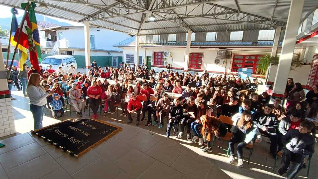 Rede estadual de ensino se prepara para o Desfile de 7 de setembro