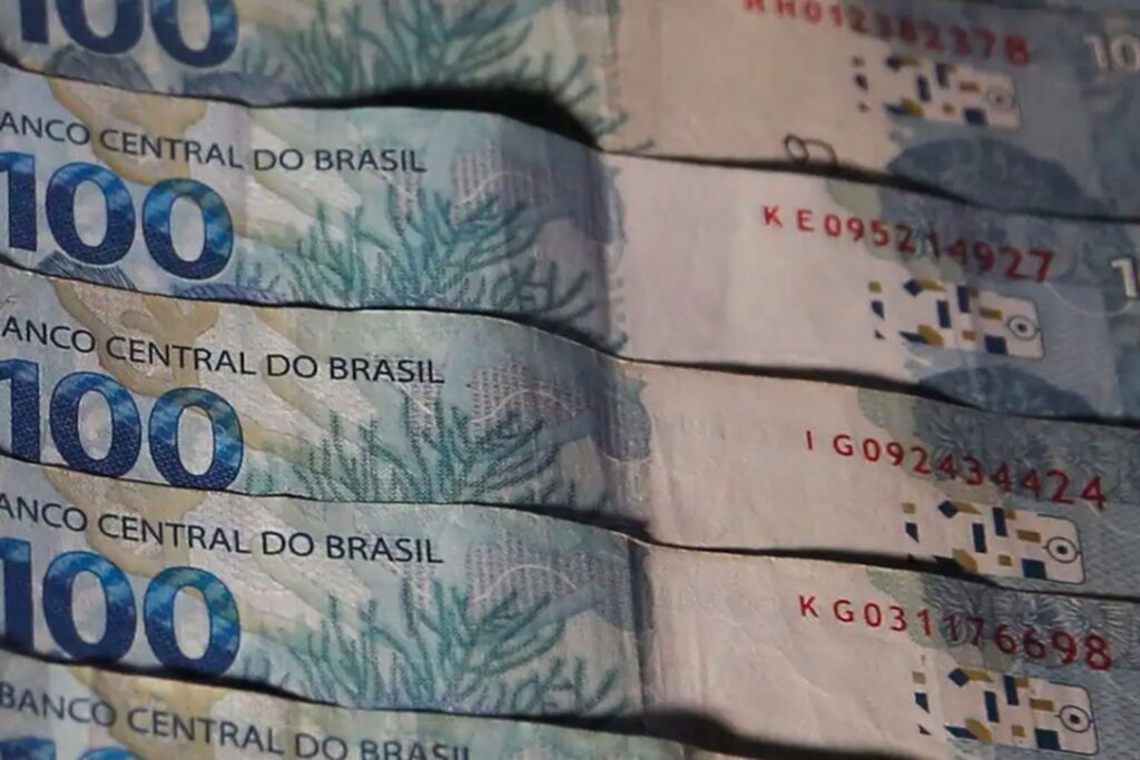 Salário mínimo deverá ser de R$ 1.509 em 2025