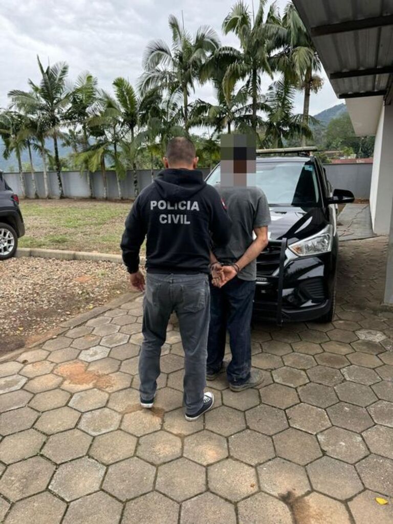 POLÍCIA CIVIL DE ASCURRA CUMPRE MANDADO DE PRISÃO CONTRA HOMEM INVESTIGADO PELO CRIME DE ESTUPRO