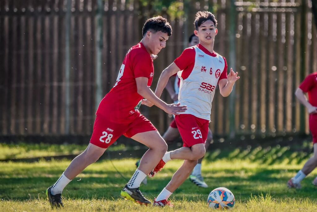 título imagem Inter-SM e São Luiz de Ijuí jogam pela Copa Regional de Base neste domingo