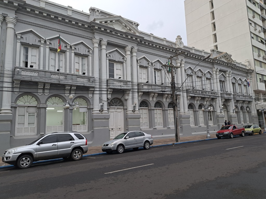 Gabriela Barcellos-JC - São cinco candidaturas concorrendo a prefeitura