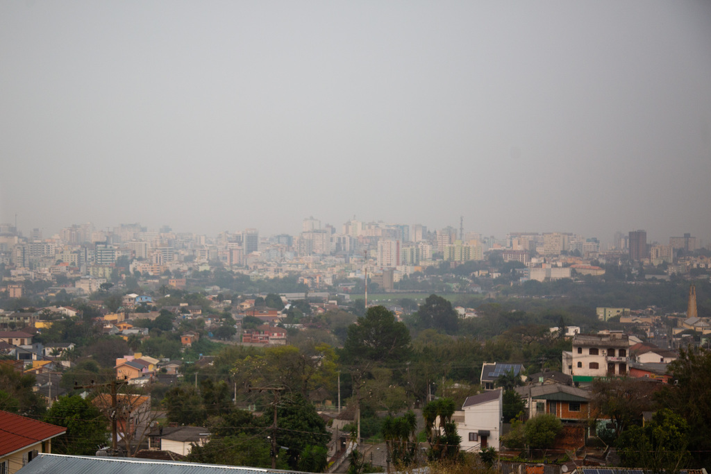 título imagem Fumaça no céu será responsável por 