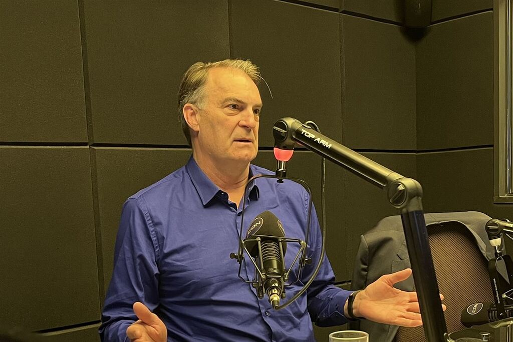 Foto: Vitor Zuccolo (Diário) - Paulo Burmann, do PDT, foi o quarto participante da série de entrevistas com os prefeituráveis na Rádio CDN