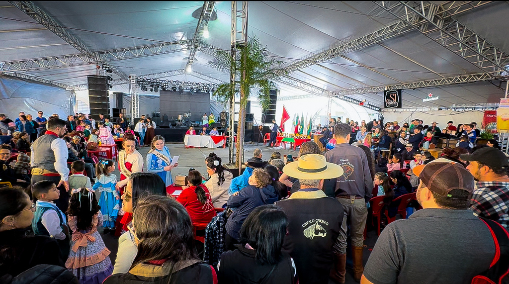 Marlon Borba - Palco onde ocorreram as apresentações artísticas.