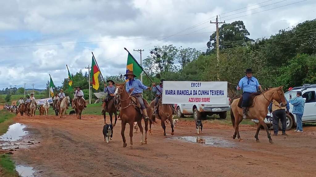 ESCOLA DE CAMPO MARIA MANOELA PROMOVE A 3ª GAUDERIADA.