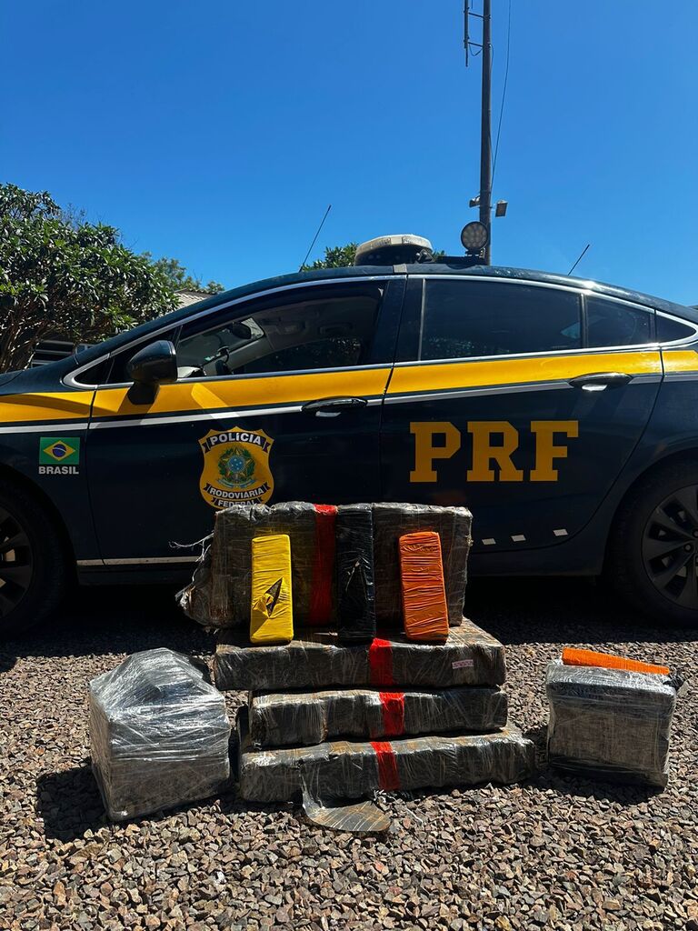 PRF apreende 68 kg de maconha na BR-282