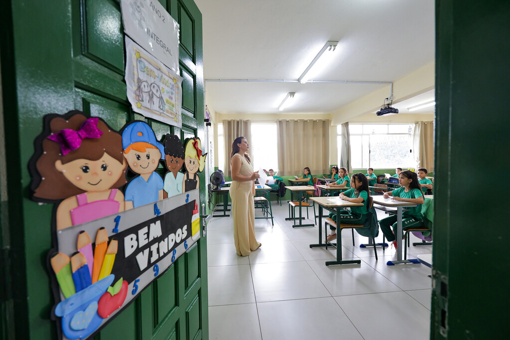 GOVERNO DO ESTADO ENVIA PARA ALESC PROPOSTA DE DESCOMPACTAÇÃO COM PROJETO QUE INVESTE R$ 529,5 MILHÕES NA VALORIZAÇÃO DOS PROFESSORES