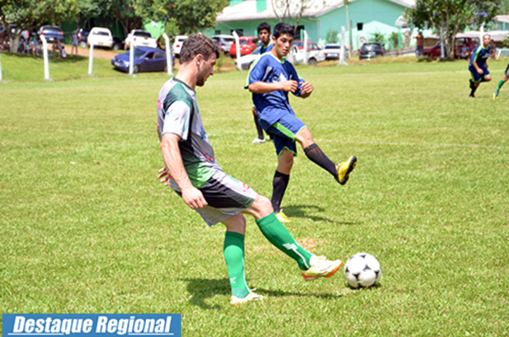 Rola a bola no regional de suíço