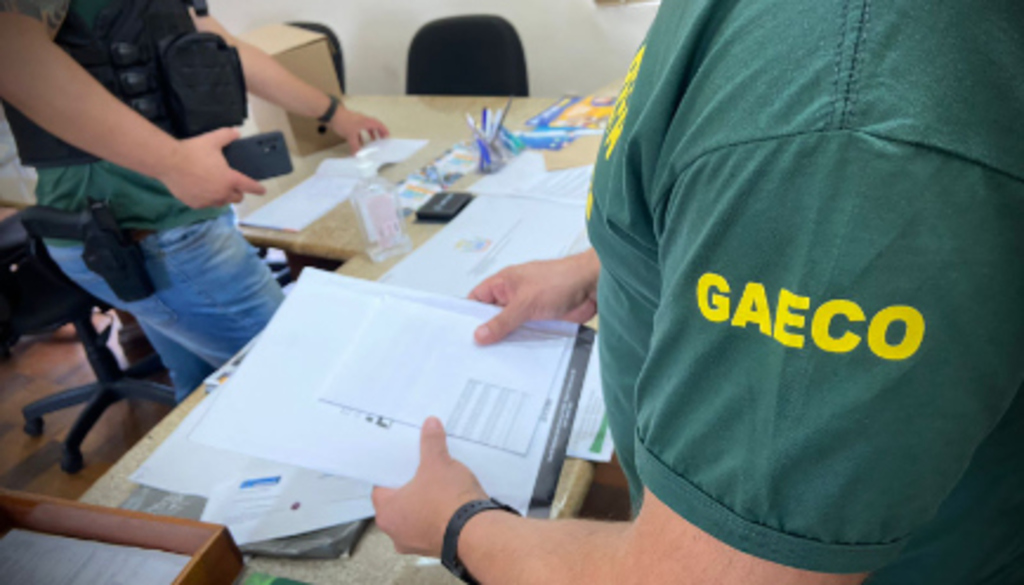 Vereadores do PL de Indaial são alvos de investigação do GAECO