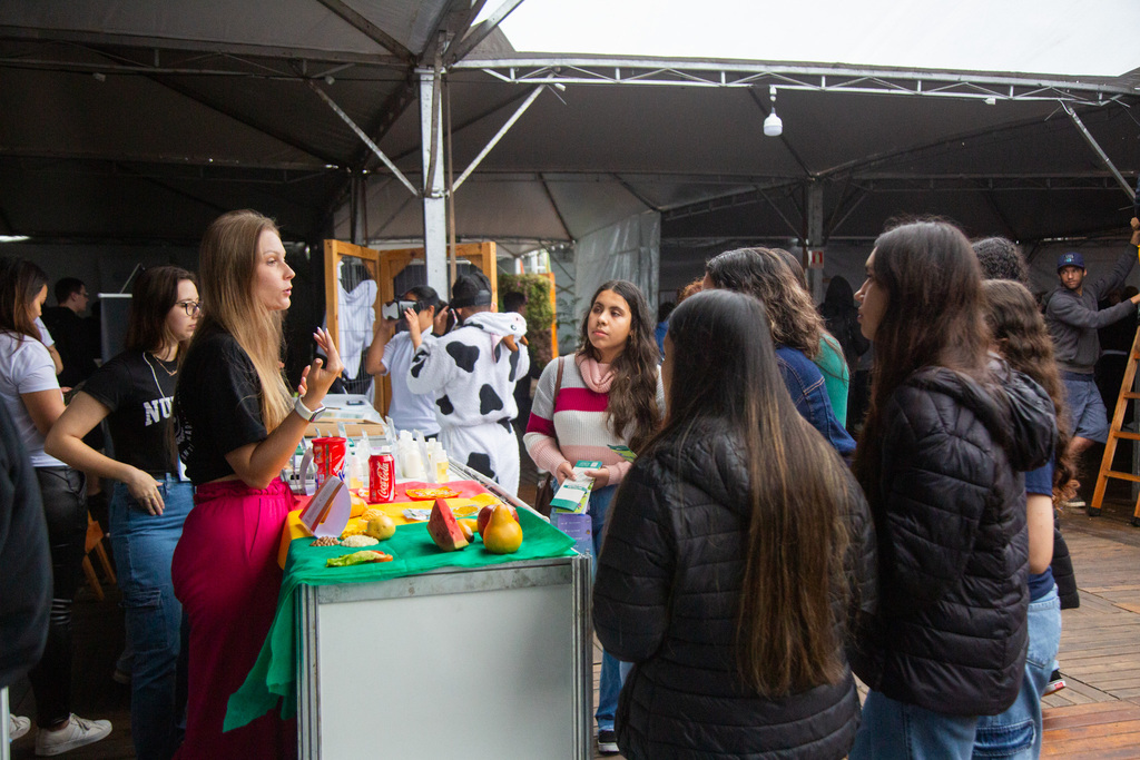 Primeiro dia do Descubra UFSM é marcado pela chuva e curiosidade dos estudantes