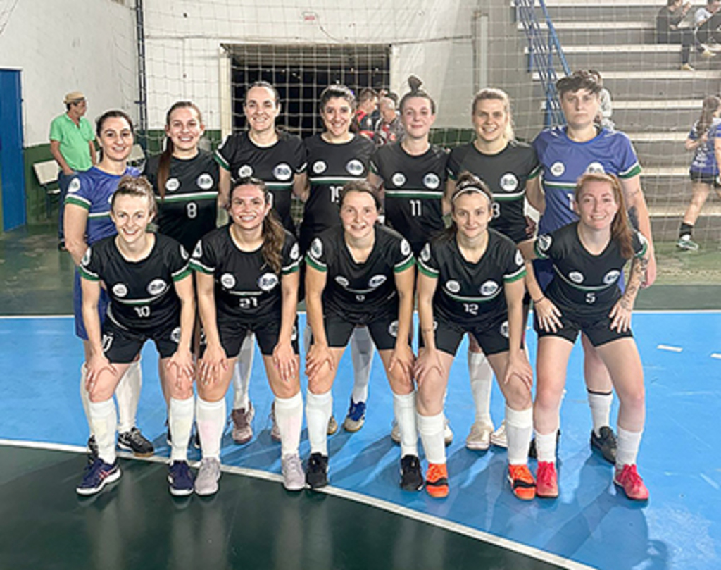  - Futsal feminino de Seara decide vaga para fase estadual no final de semana