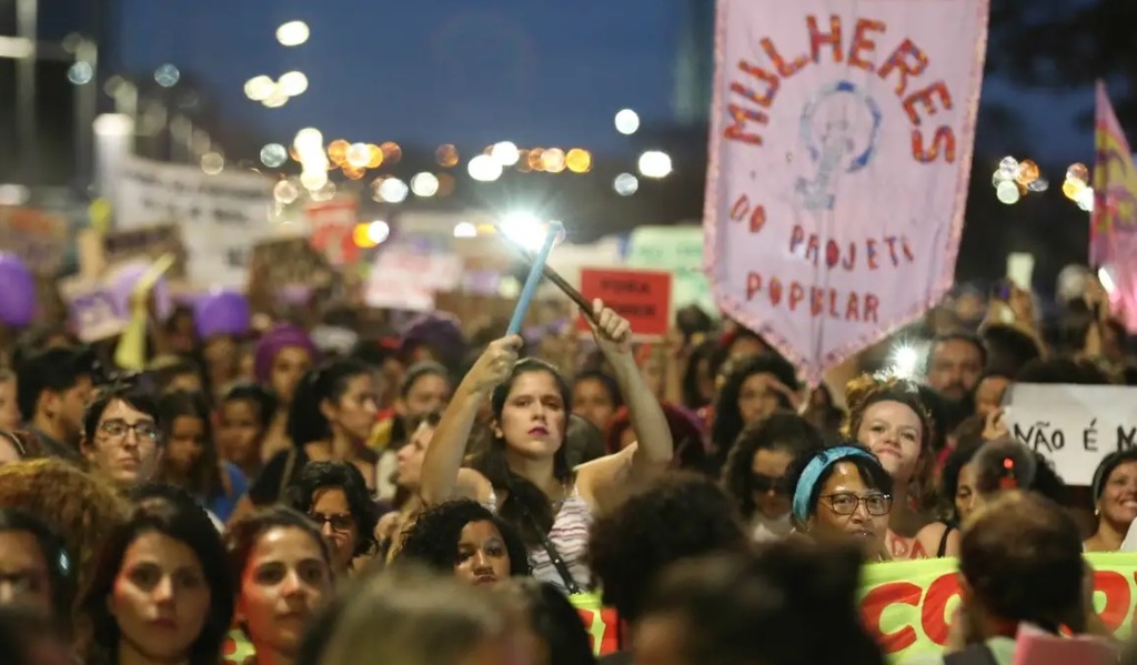 Conheça a lei que criminaliza a violência política de gênero