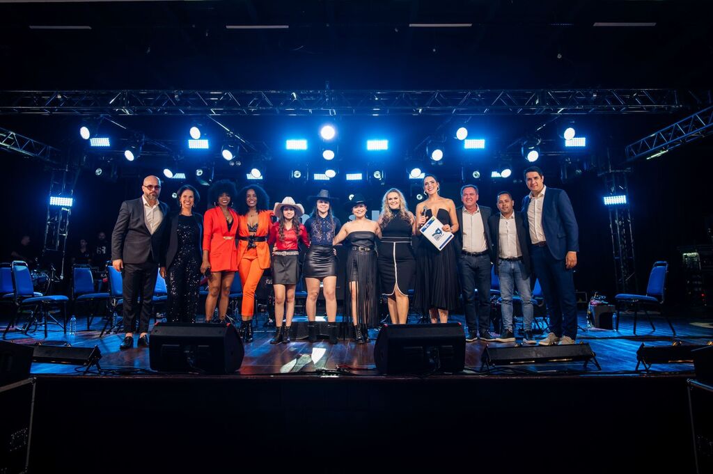 Região Oeste elege representantes para a final do Festival Sertanejo