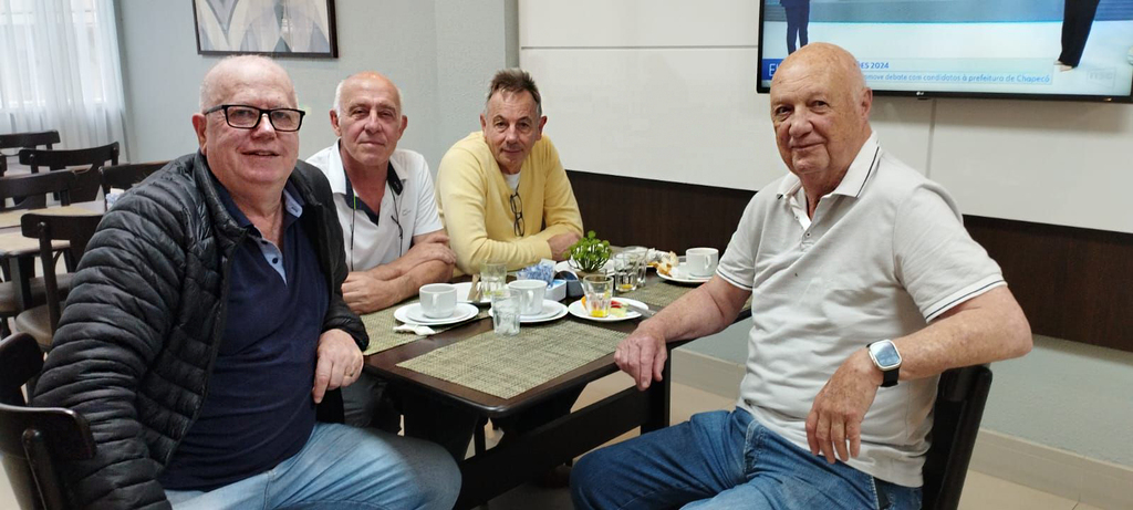  - Foto legenda de O TEMPO jornal de fato: Sergio Spolti, Antonio Bragatto, Ivanir Luiz Giongo (Biriba) e Altair Zanchet (AZ).