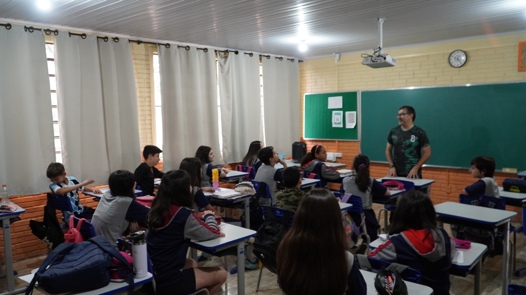 título imagem EMEF Lívia Menna Barreto: inovação, parcerias e compromisso com a Educação Integral