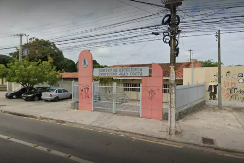 Mulher é esfaqueada pelo ex-companheiro em local de votação no Sergipe