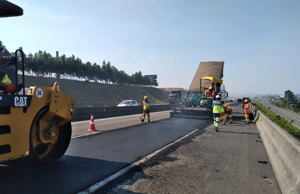 CCR VIACOSTEIRA INFORMA CRONOGRAMA SEMANAL DE OBRAS NA BR-101 SUL/SC