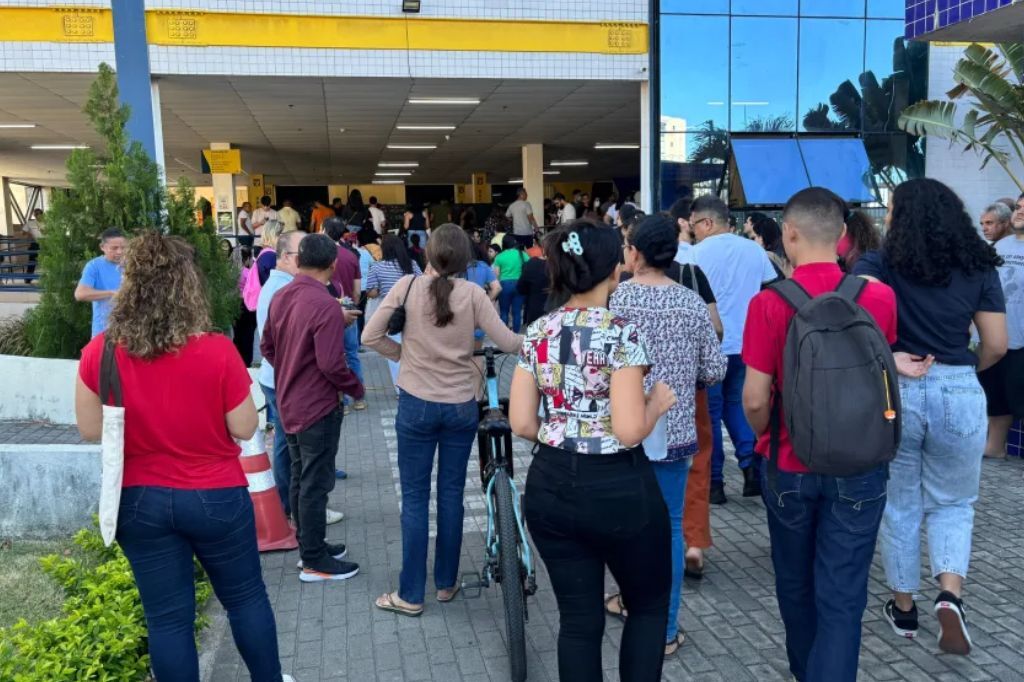 Enem dos Concursos: notas mínimas para correção de redação são divulgadas