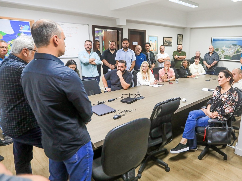 Prefeito de São Francisco do Sul Godofredo se ausenta e vice-prefeito Sérgio Murilo assume a Prefeitura por 10 dias