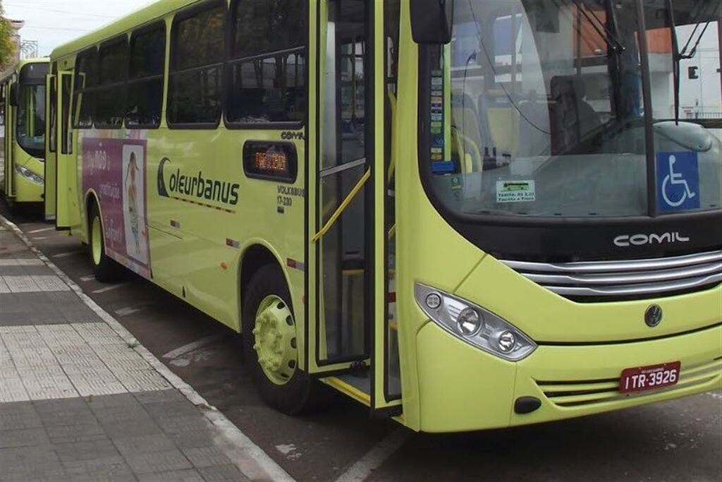 título imagem Prefeitura de São Gabriel disponibiliza transporte público gratuito para duas linhas após empresa encerrar atividades no município