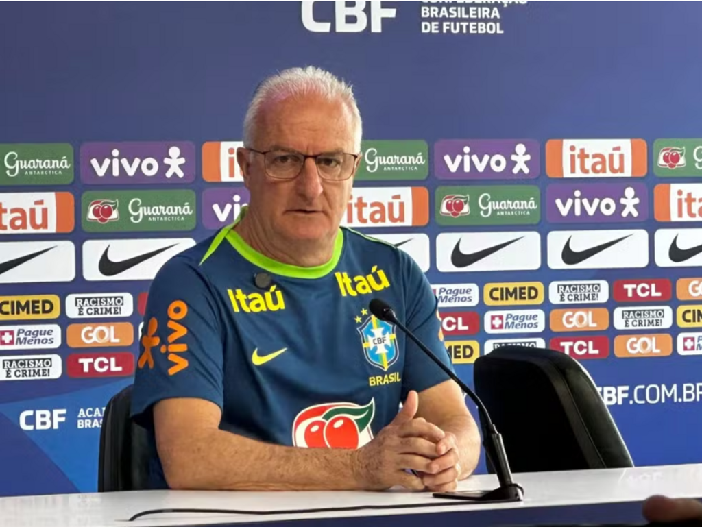 Dorival Júnior anuncia Abner e Igor Jesus como titulares na Seleção contra o Chile