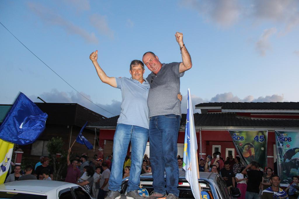 BETO ROLDÃO E VALMIR PETO VENCEM AS ELEIÇÕES PARA ADMINISTRAR MAMPITUBA NA GESTÃO 2025/2028