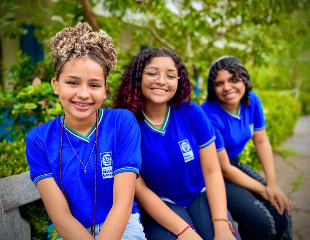 PELA PRIMEIRA VEZ O ESTADO DO RIO GRANDE DO SUL FORNECERÁ UNIFORMES PARA ESTUDANTES DA REDE ESTADUAL