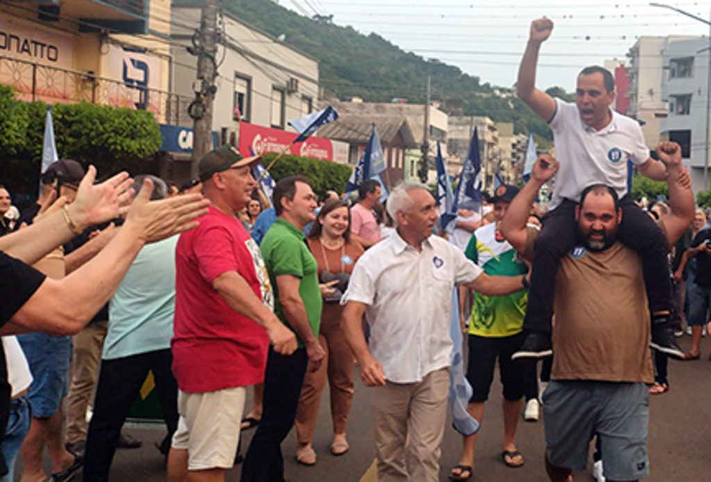 Deu Beto e Flávio em Seara