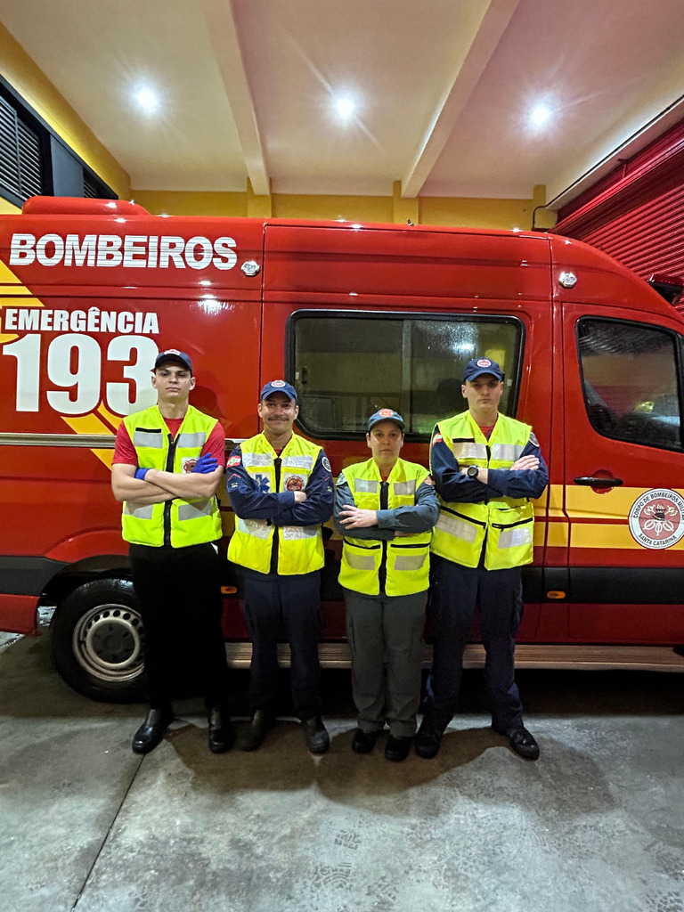 Bombeiros reanimam vítima de parada cardiorrespiratória