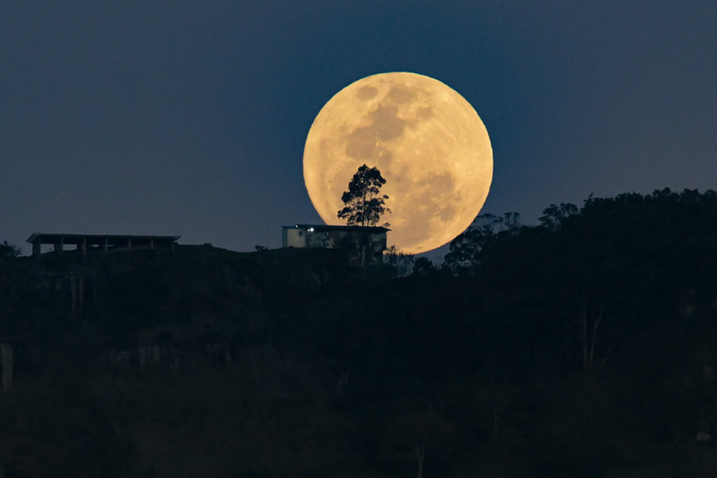 Imagem Eduardo Valente / Secom - Fenômeno astronômico: maior superlua do ano poderá ser vista nesta quinta-feira (17)