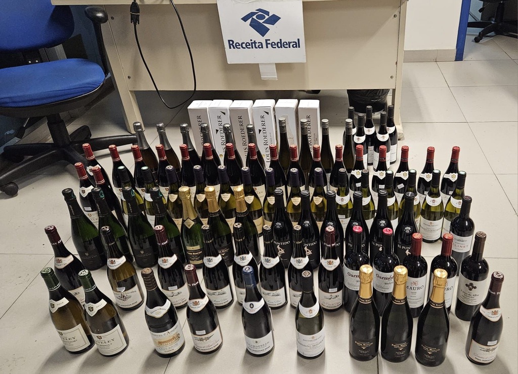 título imagem Receita Federal apreende mais de R$ 100 mil em vinhos importados ilegalmente