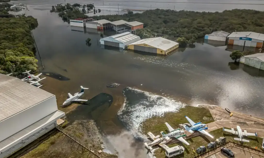 Aeroporto de Porto Alegre volta a receber voos comerciais na segunda-feira