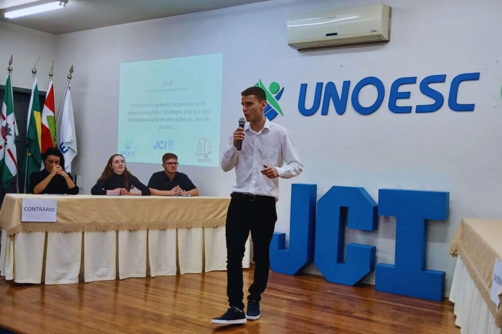 Curso de Direito da Unoesc promove 3ª Edição do Concurso de Debates