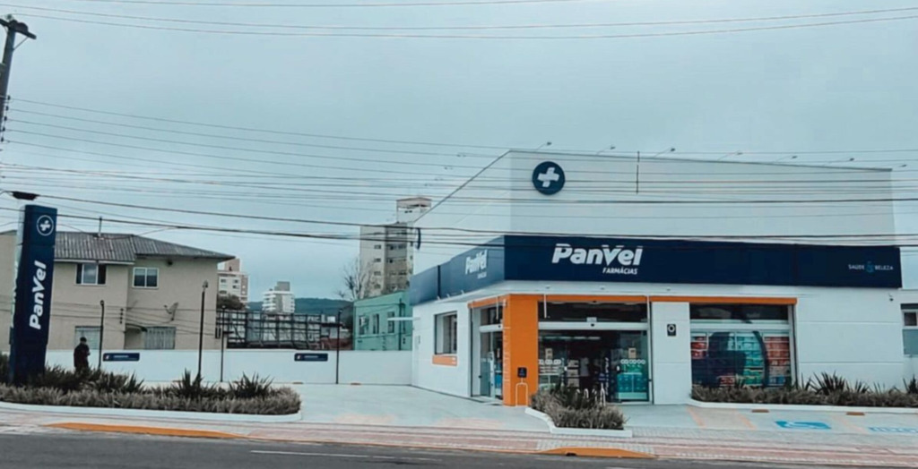 Panvel inaugura segunda loja em Lages