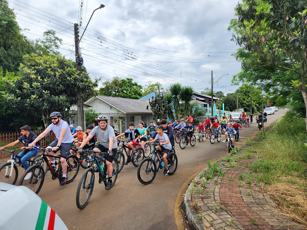 Prefeitura de Zortéa em parceria com Secretaria de Educação e Secretaria de Assistência Social, celebra dia das crianças com evento no Parque de Exposições Beatriz Lopes