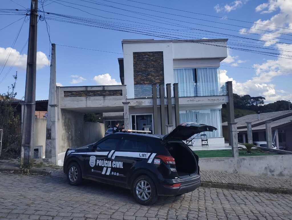  Polícia Civil Prende Suspeito em Investigação de Fraudes em Licitações em Anita Garibaldi