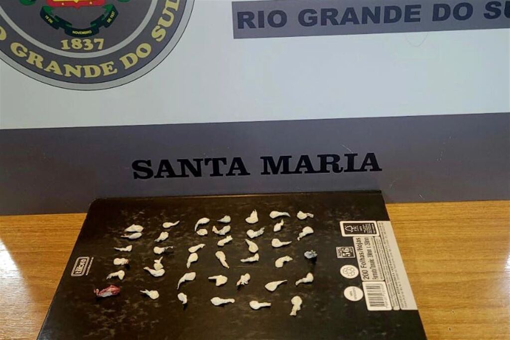 título imagem Foragido é preso com drogas em Santa Maria