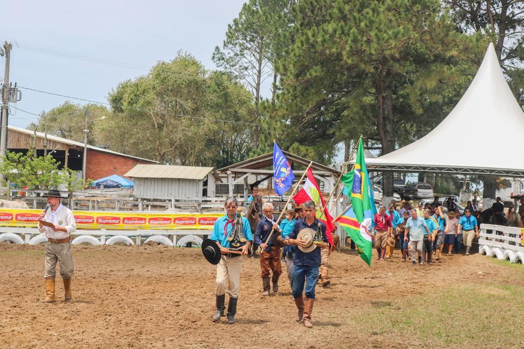 COMEÇA O VII RODEIO CRIOULO NACIONAL  DO CTG VIZINHOS DO RIO GRANDE EM PASSO DE TORRES