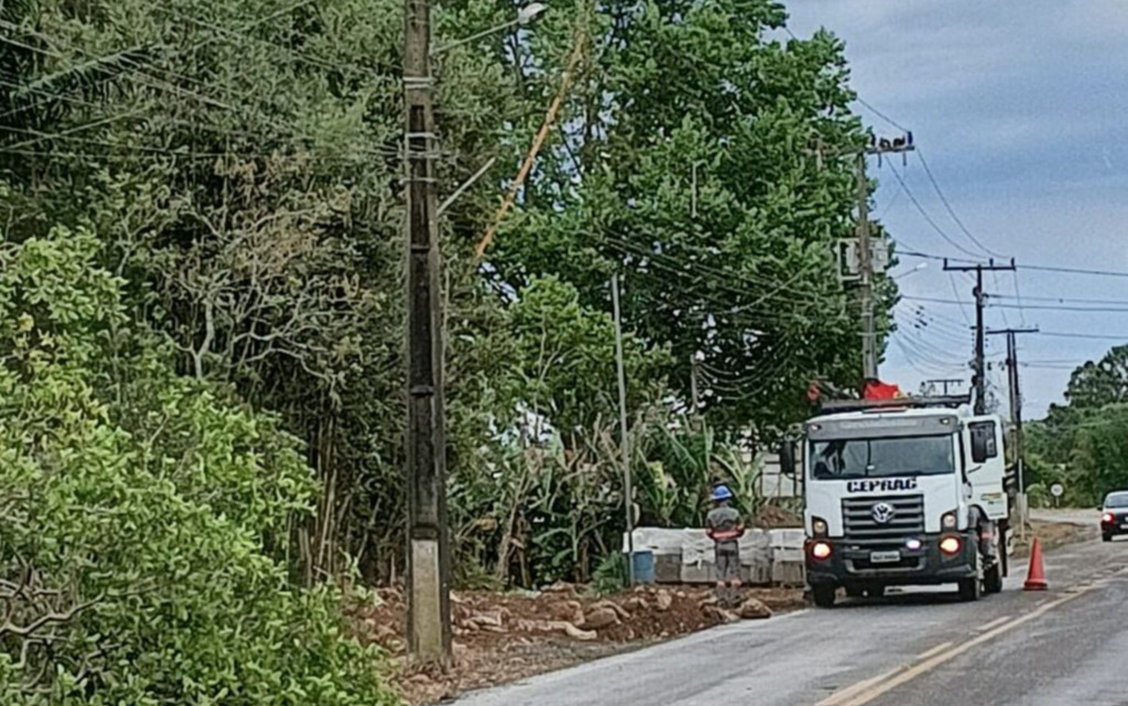 CEPRAG EM AÇÃO: RECUPERAÇÃO DA REDE DE ENERGIA APÓS FORTES CHUVAS E VENTOS NA REGIÃO