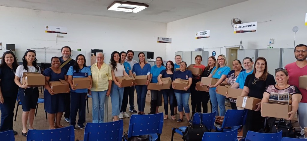 ESCOLAS MUNICIPAIS TROCAM SIRENES ELETRÔNICAS POR SINAIS MUSICAIS.