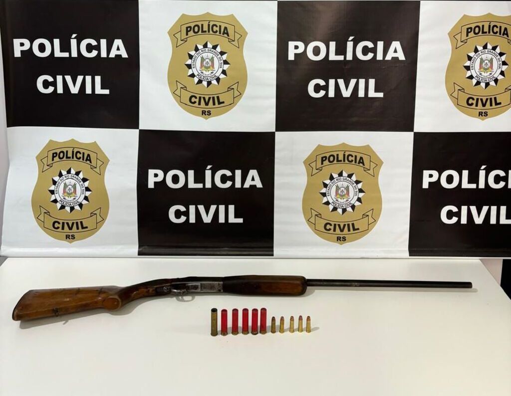 título imagem Arma e diversas munições são apreendidas pela Polícia Civil em Dilermando de Aguiar