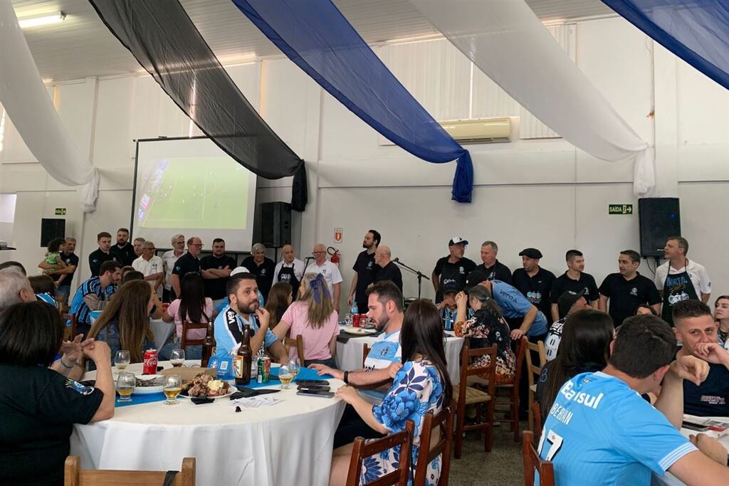 título imagem Consulado do Grêmio em Santa Maria realiza almoço e reúne cerca de 400 torcedores