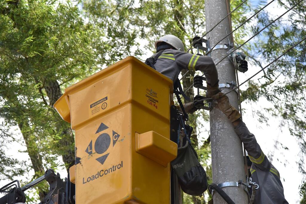 título imagem Confira quais locais ficarão sem energia elétrica nesta segunda-feira