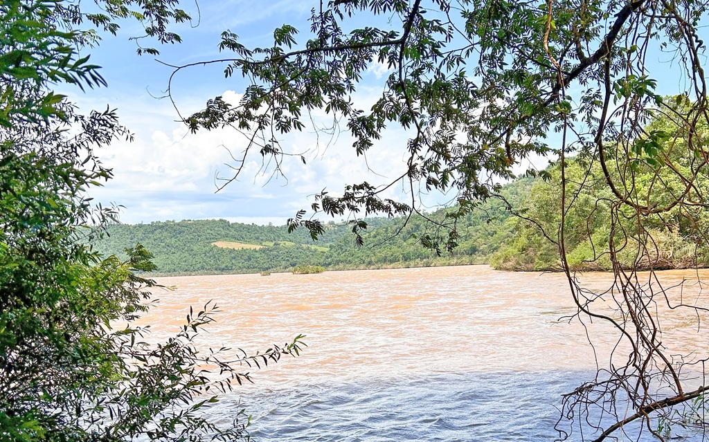 Verão terá temperaturas acima da média e chuvas dentro do esperado em Santa Catarina