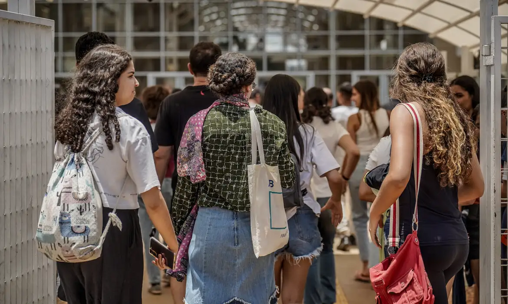 título imagem Enem 2024: veja como descobrir o seu local de prova