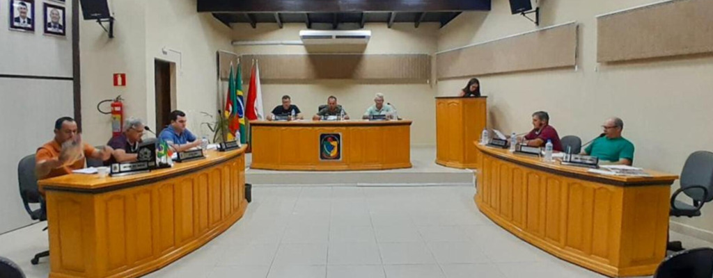 CÂMARA DE VEREADORES DE MAMPITUBA PROMOVE SESSÃO ORDINÁRIA DO LEGISLATIVO MUNICIPAL