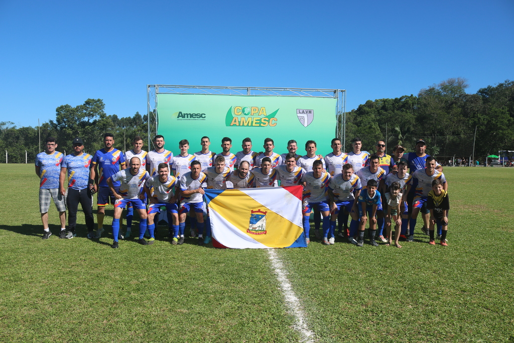 SELEÇÃO DE SÃO JOÃO DO SUL É BICAMPEÃ  INVICTA DA COPA AMESC DE FUTEBOL